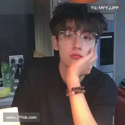 冯崧余